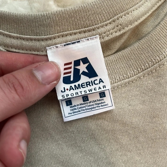 Pigeon Forge Tennessee Indoor Skydiving Graphic Tee Shirt - Picture 2 of 3